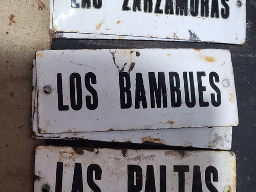 Cartel Antiguo Enlozado De Calle Los Bambues.
