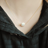 Collar Con Baño De Oro De 18k Rolling Rocks Mint Pearl