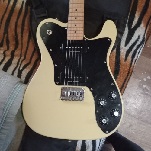 Squier By Fender Telecaster Custom