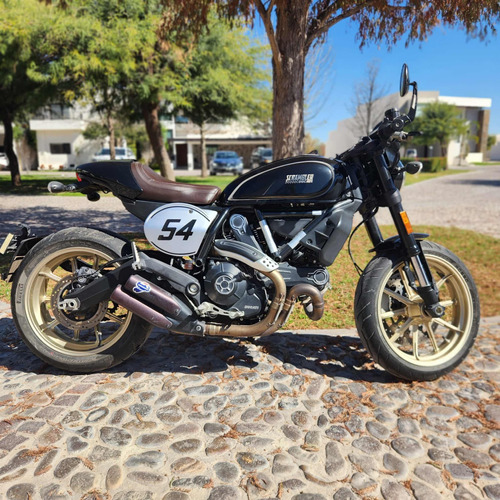 Ducati Scrambler Cafe Racer