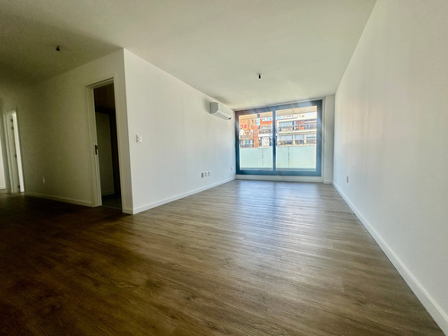 Alquiler De Apartamento De Dos Dormitorios Y Garaje En Punta Carretas - Imagen 2