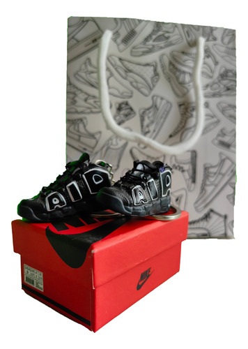 Llaveros Minisneakers Uptempo More