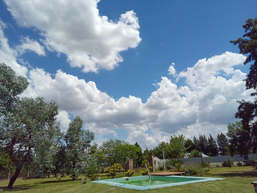 Vendo Permuto Casa Quinta En Construccion Barrio Los Ombues 