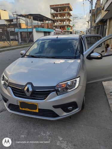 Renault Sandero Life 2021