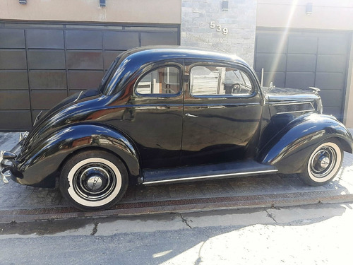 Ford V8 Coupe Club 1937