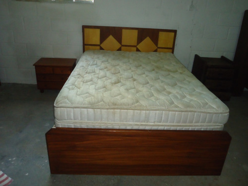 Cama De Casal De Madeira Gavetão Embutido Antiga