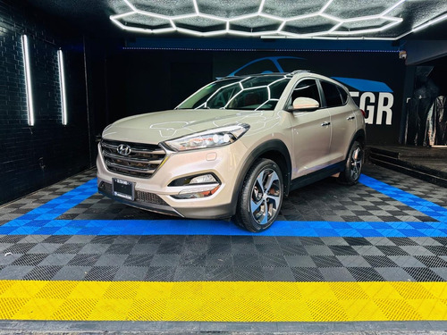 Hyundai Tucson Limited Tech