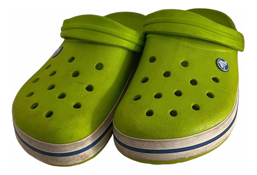 Crocs Verdes Un Poco Usadas Pero Sin Daños, Talle 40