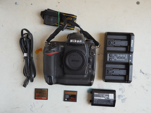 Camára Nikon D3s (39469 Disparos) + 2 Memorias De 64gb A Msi