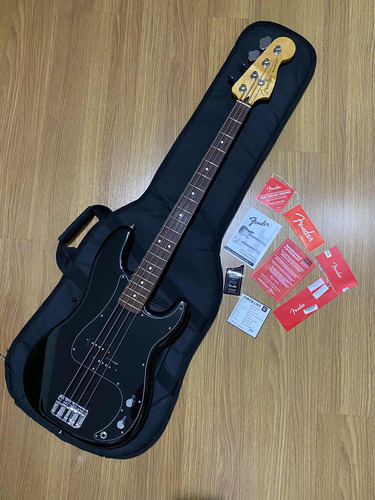 Fender Precision Bass Mim (player Series)