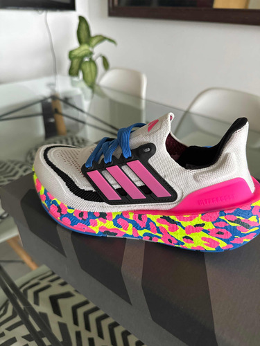 Zapatilla adidas Ultraboost Light 23 Mujer Adulto.talle 34.5