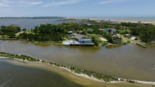 Espectacular Casa 5 Dormitorios En Suite, Laguna Jose Ignacio (ji033) - Imagen 3