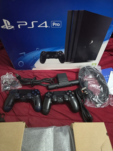 Ps4 Pro 1 Tb Com Câmera, 2 Controles E Um Jogo