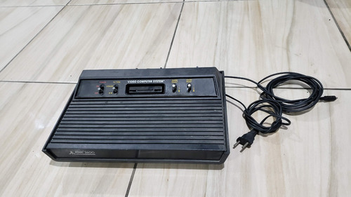 Atari 2600 Só O Console Sem Nada Com Defeito Tela Preta. G2