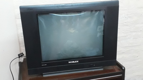 Televisor Noblex 21  Pantalla Plana