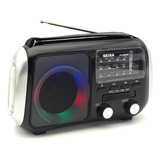 Radio Vintage Am Fm Linterna Y Luces Led Recargable Portatil Color Yx-308ubt