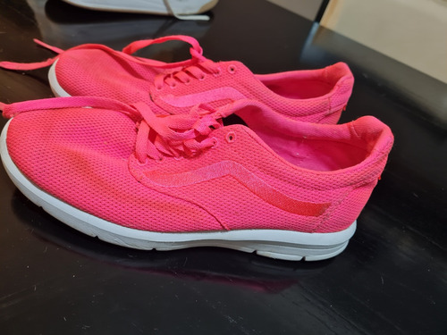 Zapatillas Vans Mujer Deportivas. Color Fucsia. Talle 38