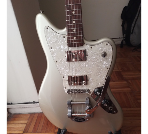 Guitarra Fender Jaguar Blacktop Con Bigsby