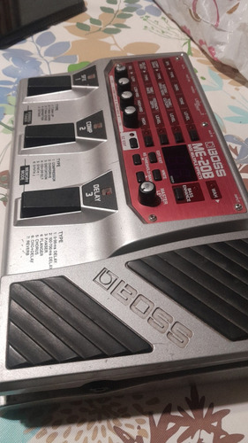 Pedalera De Bajo Boss Me20b