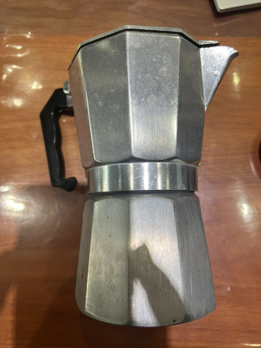 Cafetera Aluminio Pulido Tipo Italiana  6 Tazas Usada