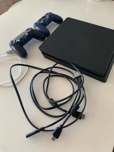 Sony Playstation 4 Slim 1tb Standard  Negro + Dos Controles