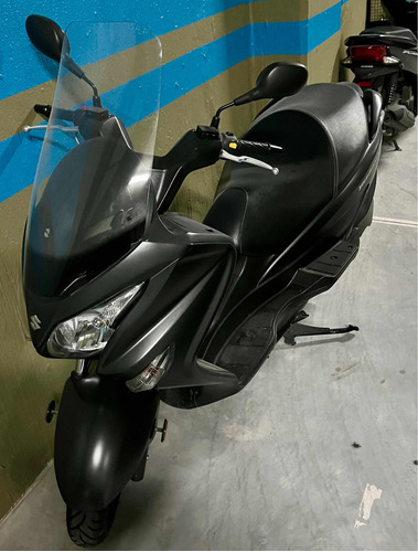 Suzuki Burgman 200