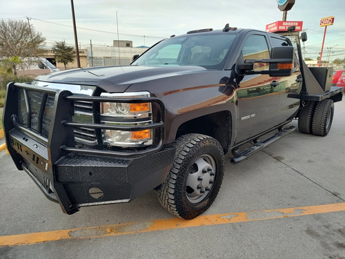 Chevrolet Silverado Hd3500 4x4 2cab. V8