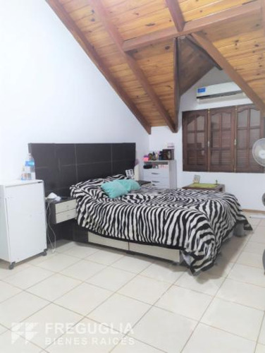 Venta Casa Quinta 3/4 Dormitorios Con Pileta En Rosario - Aldea - Imagen 4
