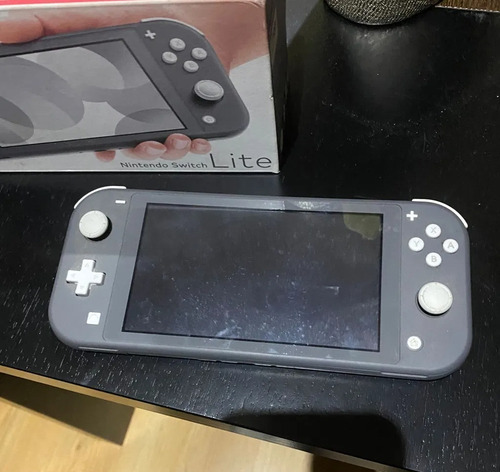 Nintendo Switch Lite 32 Gb Gris Con Cargador Y Base!!