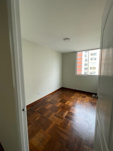 Alquiler De Departamento (piso 10) Y Estacionamiento - Imagen 3