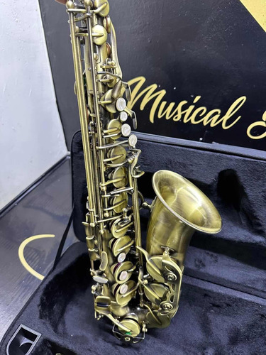 Saxofón Baulando Usa