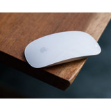 Apple Magic Mouse Superficie Multi-touch Blanco