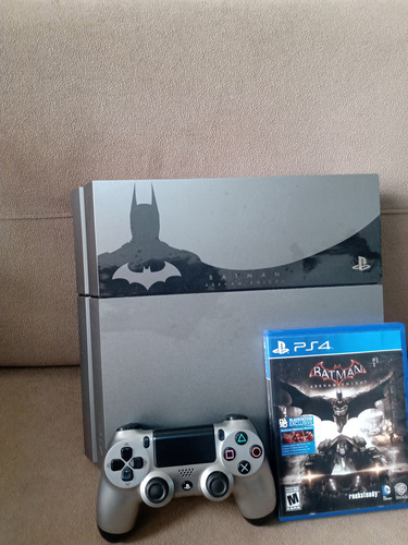 Playstation 4 Batman Arkham Knight Prata + 17 Jogos (console Ps4 Pronto Para Ser Desbloqueado)