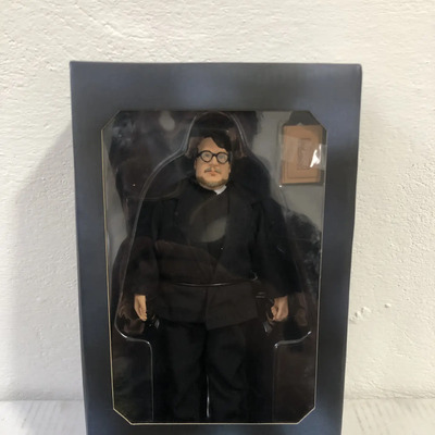 Figura Guillermo Del Toro Exclusiva Sdcc Comicon Neca