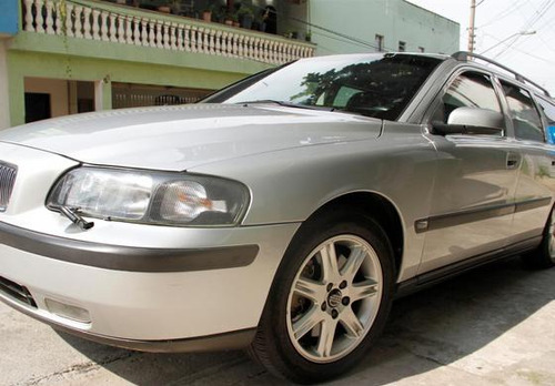 VOLVO V70 2.0 T 5P