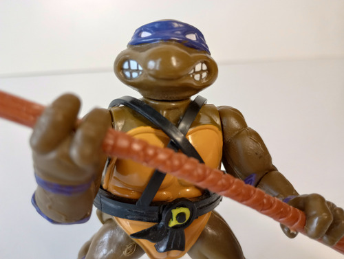 Figura Donatello Con Arnés Y Arma 1988 Tortugas Ninja 