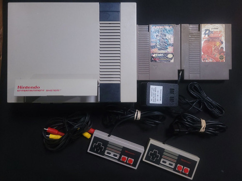 Consola Nintendo Nes + Cables + 2 Controles + 2 Juegos C