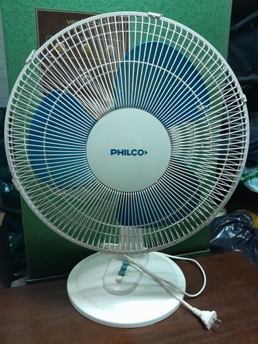 Ventilador De Mesa Philco 16. Modelo Vmp1618b. 50 W.