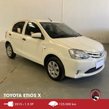 Toyota Etios X 1.5 - 2015