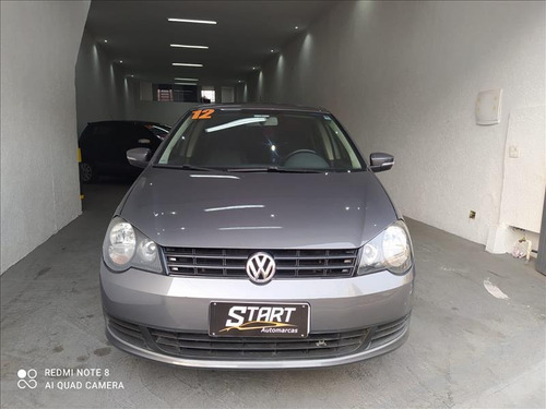 VOLKSWAGEN POLO SEDAN 1.6 COMFORTLINE 8V MANUAL FLEX