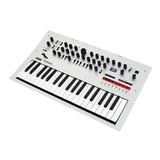 Sintetizador Korg Analogico Polifonico 37 Teclas Minilogue