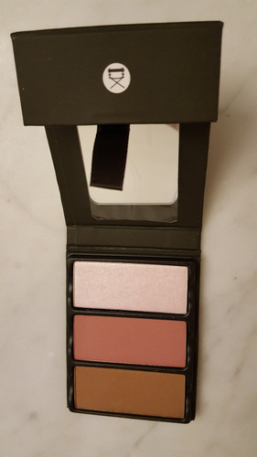 Viseart Theory Highlighter, Blush & Bronzer Theory  Enamored