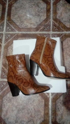 Bota Reptil Snake Print Cenizas 36