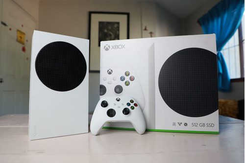 Xbox Series S Con 48 Juegos Incluidos