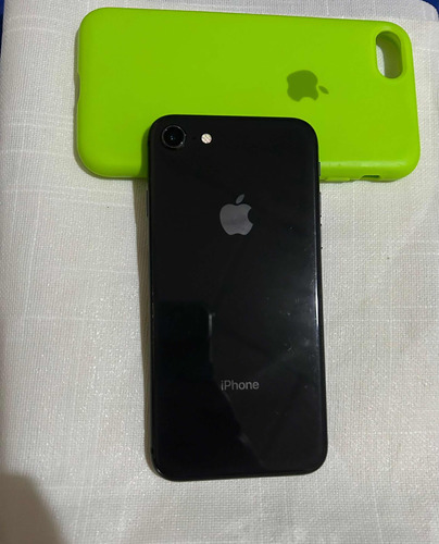 iPhone 8 (ubicado En Barranquilla)