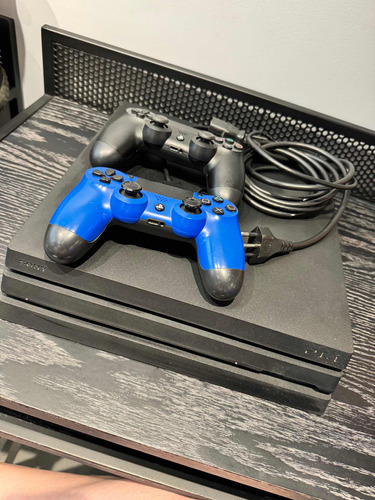 Playstation Ps4 Com 1t +2 Controles + Cabo