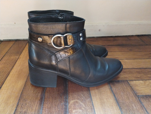 Botas Bajas Cavatini