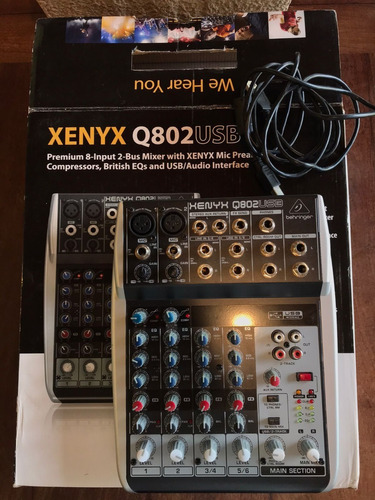 Consola Behringer Q802usb Xenyx De Mezcla 220v