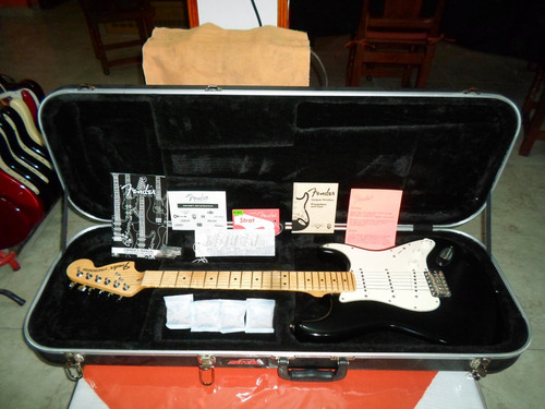 Guitarra Eléctrica Fender Stratocaster Highway One Usa