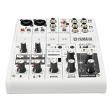 Consola Yamaha Ag06 De Mezcla 110v/220v